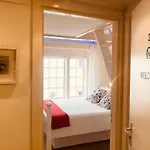 Little Tulip 4*
