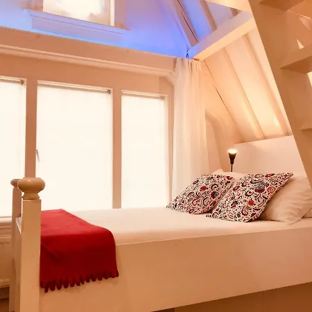 Little Tulip Guest house 3*